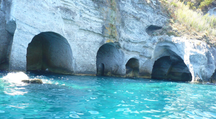 ponza grotte
